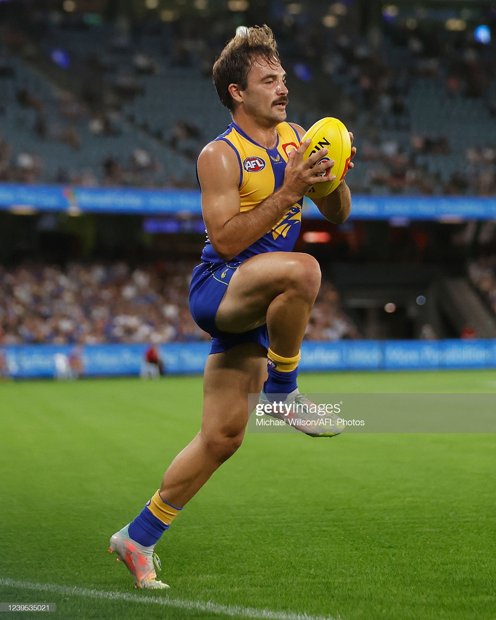 aaron-black-of-the-eagles-in-action-during-the-2022-afl-round-02-picture-id1239535021
