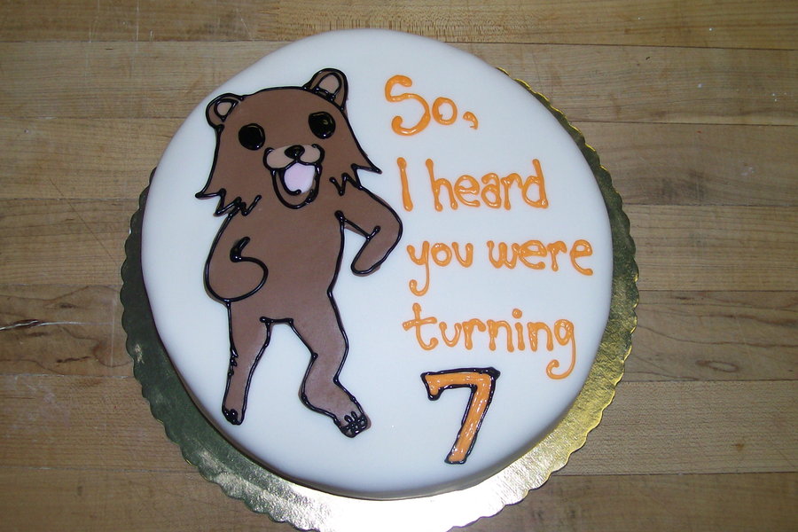 pedobear_cake_by_h0p31355-d2zn1wt.jpg