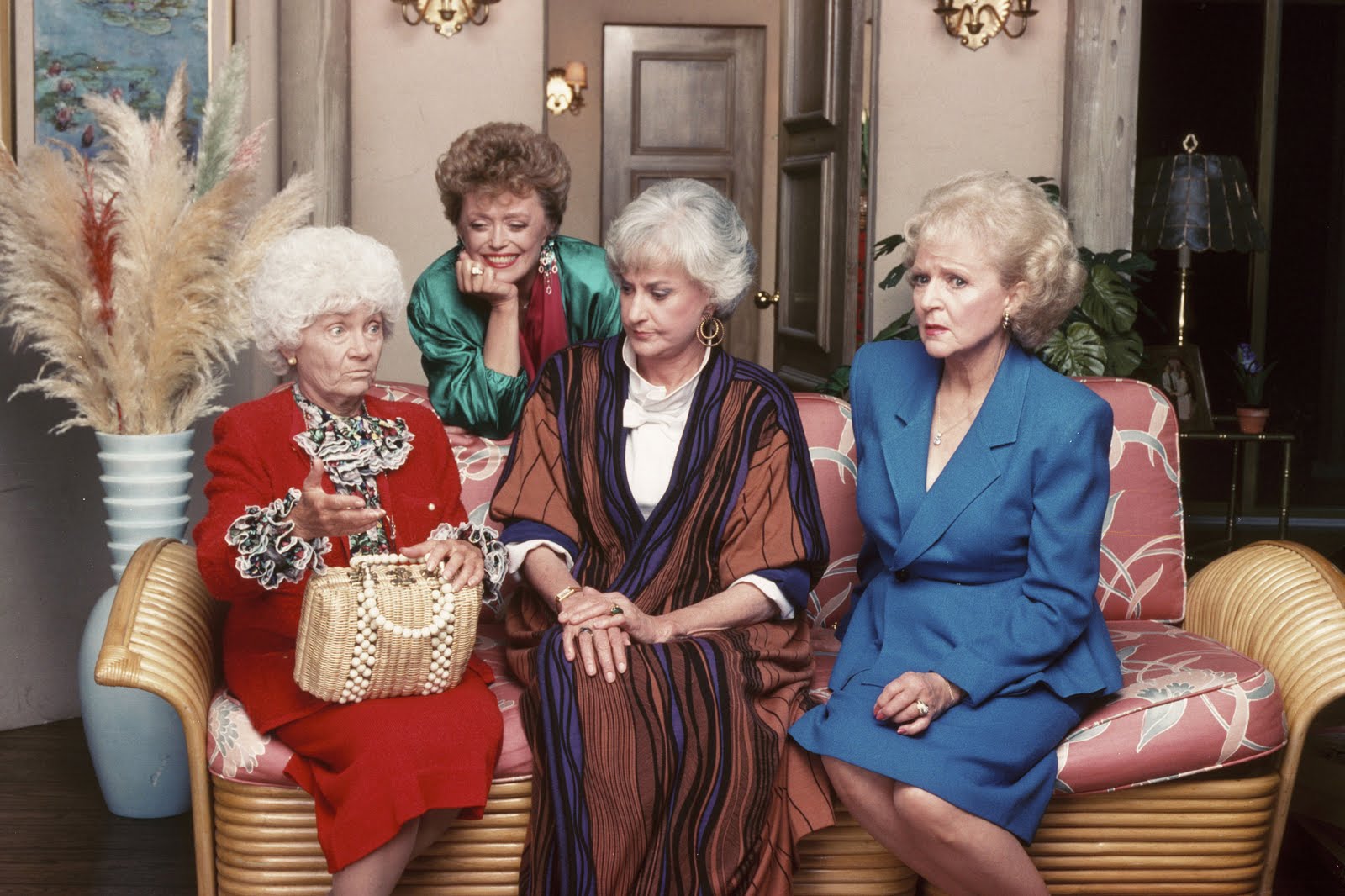 The-Golden-Girls-the-golden-girls-31423896-1600-1066.jpg