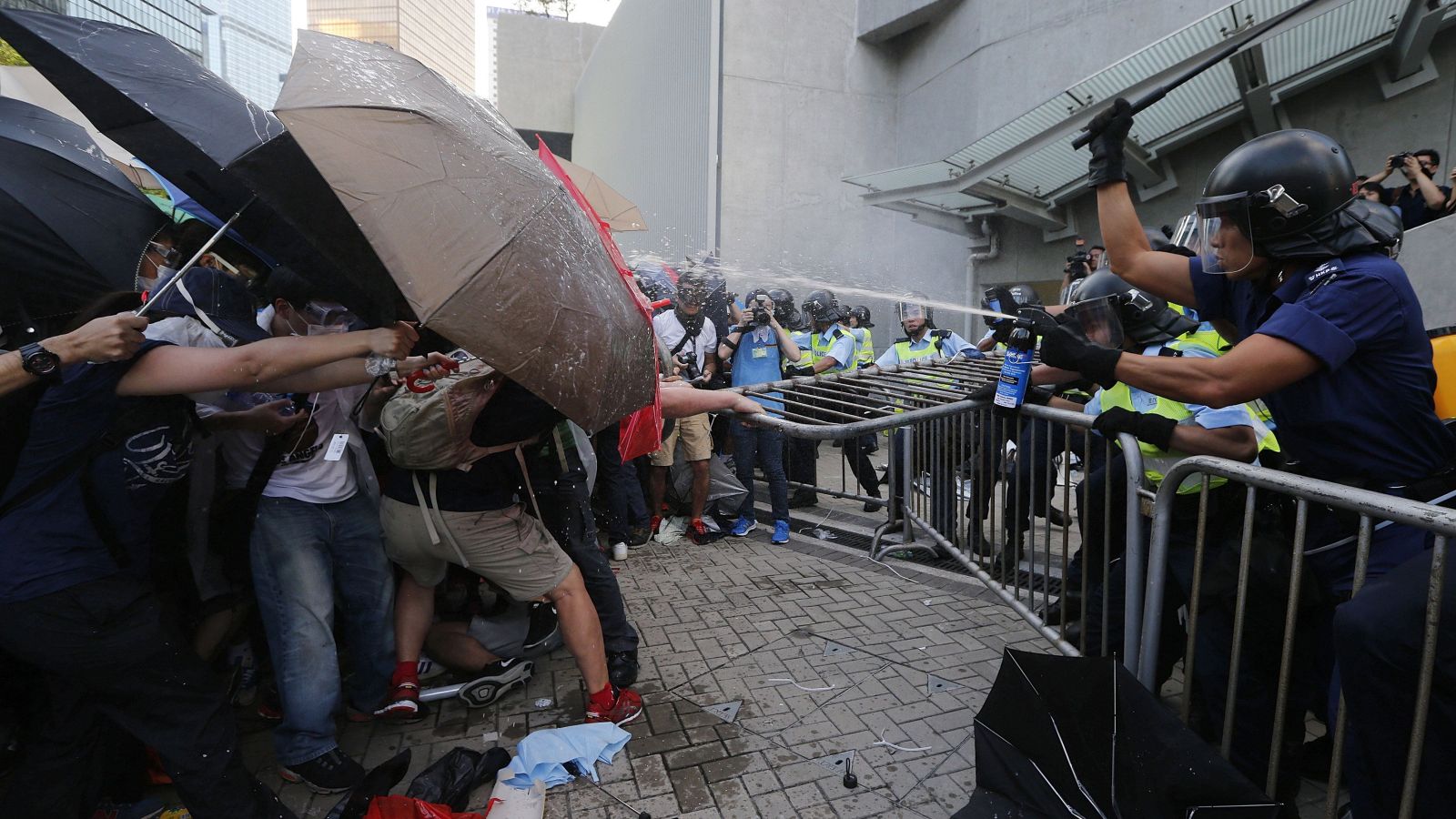 hong-kong-protests-umbrella-revolution1.jpg