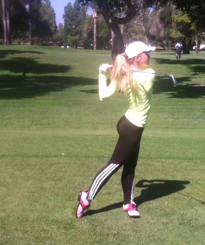 kathryn_newton_golf_cart5.jpg