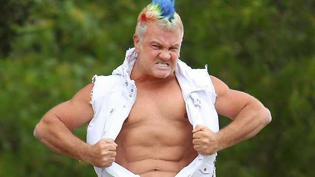 697501-darryn-lyons.jpg