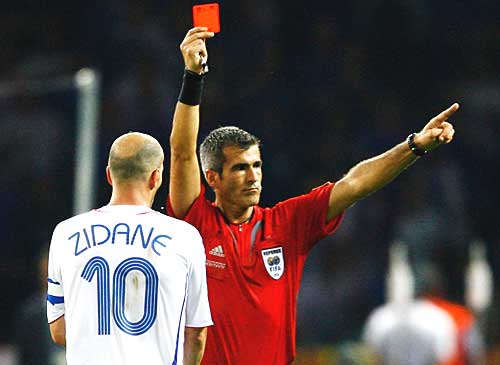 zidane-redcard-1394708459.jpg