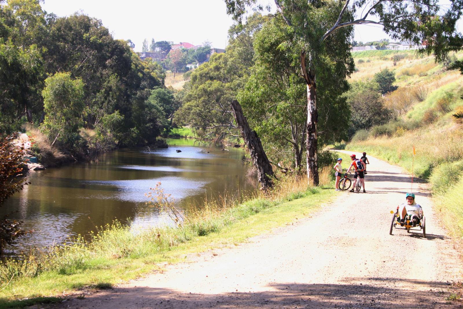 Maribyrnong_River_Trail.jpg