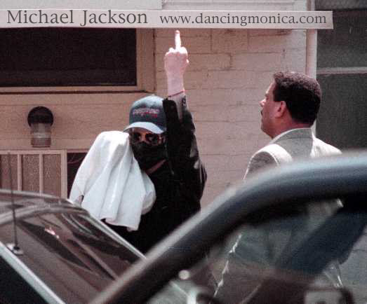 michaeljacksonfinger.jpg