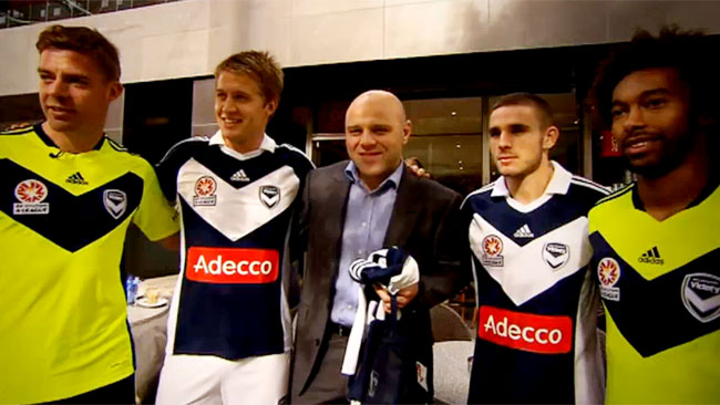 New-Melbourne-Victory-Kit-Adidas-2011-121.jpg