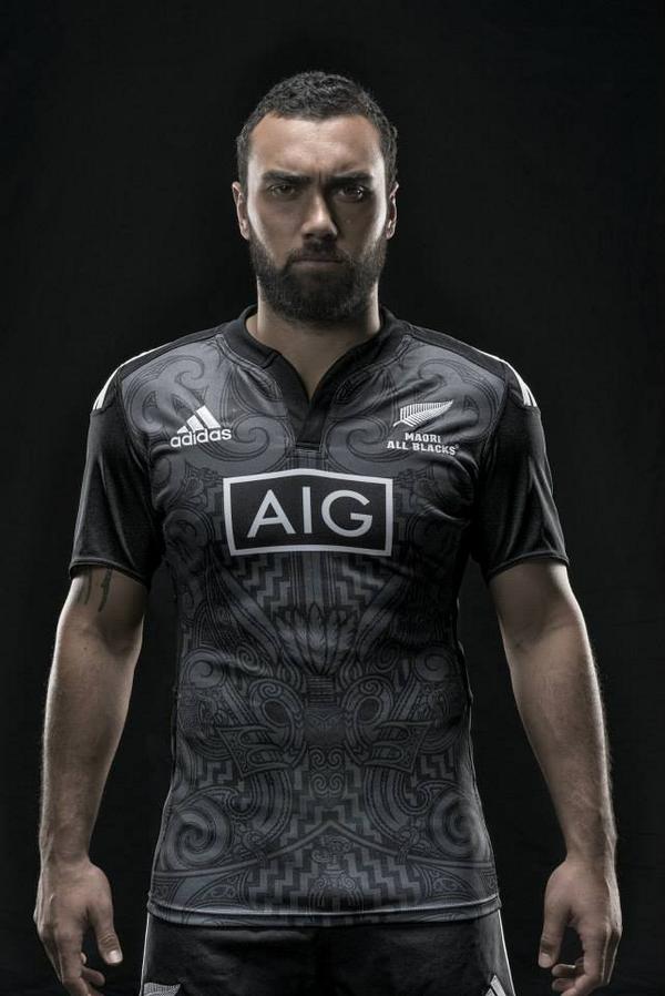 Charlie-Ngatai-Maori-All-Blacks-2014-Jersey.jpg