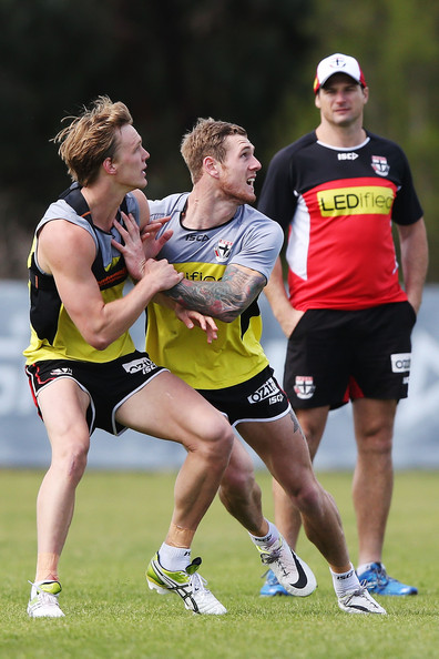 Aaron+Hamill+St+Kilda+FC+Training+Session+83savGeaR4Sl.jpg