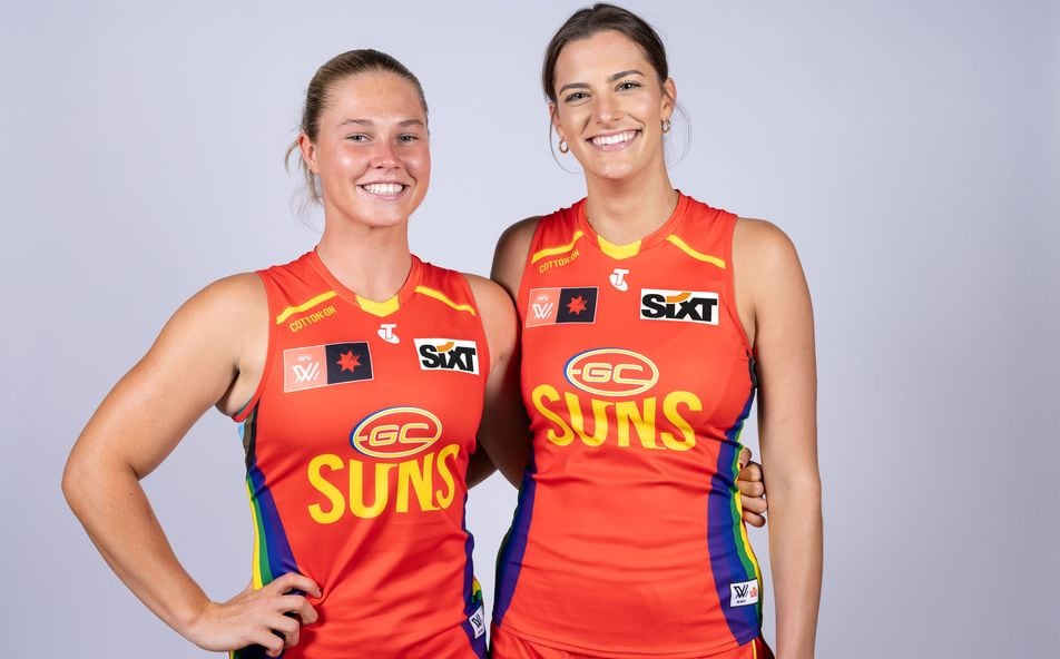 IMG_6646_gold_coast_suns_aflw_partnership_shoot_august_2023_novasoma_photography.jpg