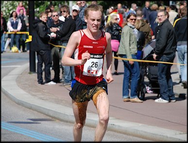 runner-poop-pants.jpg