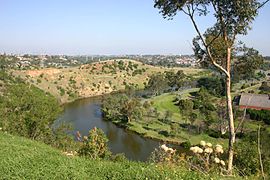 270px-Maribyrnong_river_at_West_Essendon.jpg