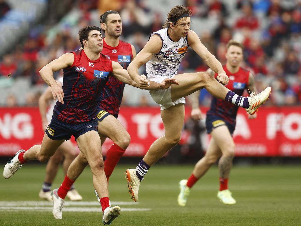 Fyfe looks to be moving more freely in 2023. Picture: Daniel Pockett/AFL Photos/via Getty Images