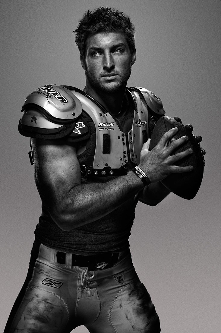 tim-tebow-football-player-artistic-photography-portrait-image-sexy-athlete-sports-hot-guy-man.jpg