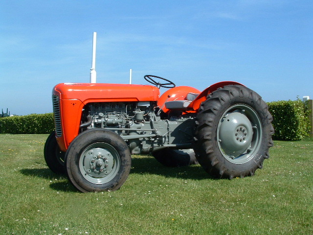 Red%20Tractor.JPG
