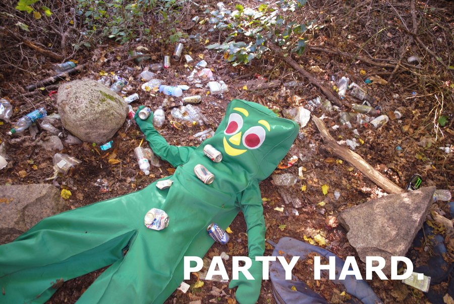 gumby_is_a_party_animal_by_fuzzytoast-d5fthkw.jpg