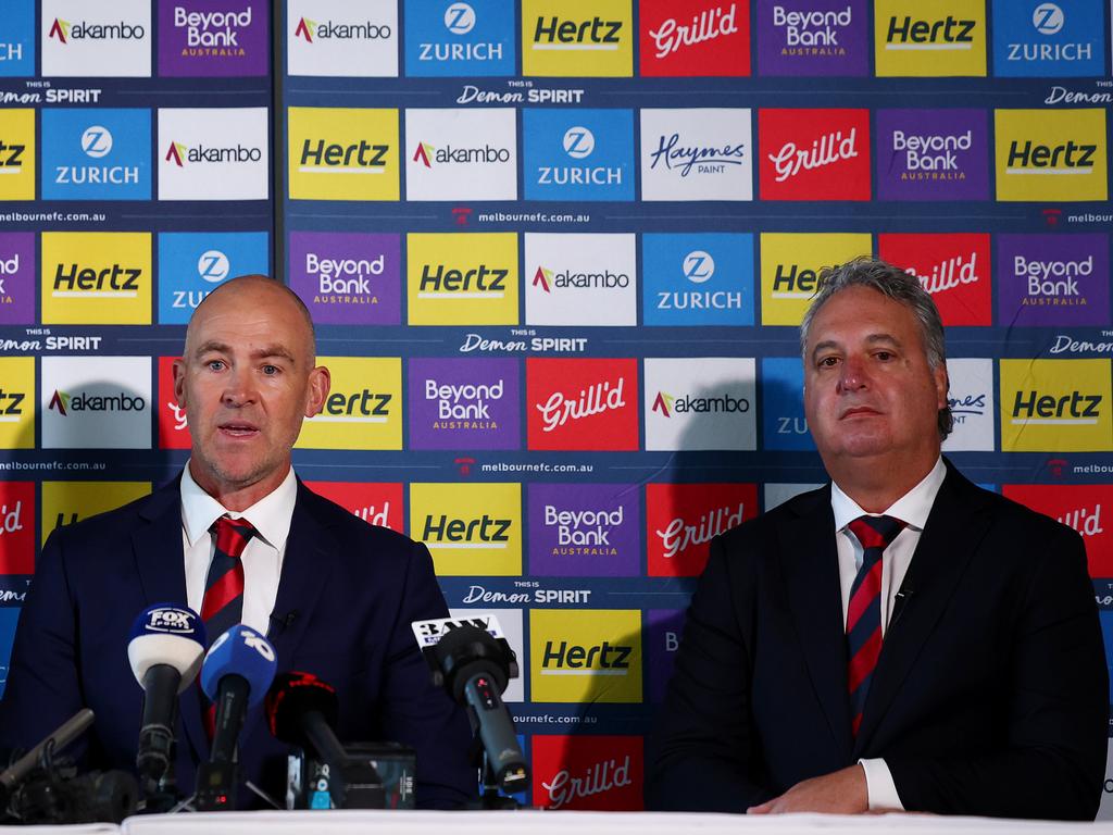 Melbourne coach [PLAYERCARD]Steven King[/PLAYERCARD] and Paul Guerra. Picture: Morgan Hancock/Getty Images