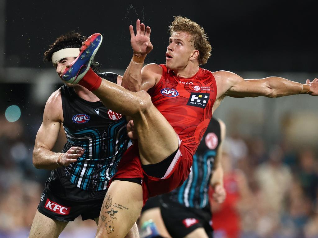 Jed Walter of the Suns kicks a goal. Photo: James Wiltshire/AFL Photos via Getty Images