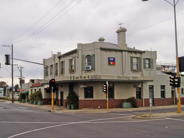 pub_5707.jpg