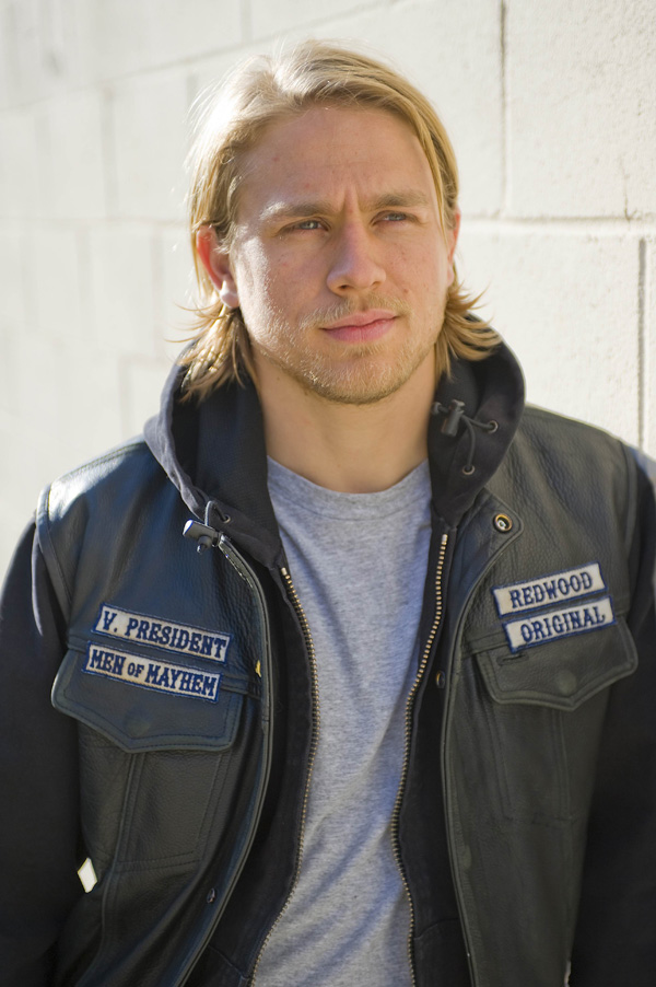 sons_of_anarchy_image_fx_charlie_hunnam__2_.jpg