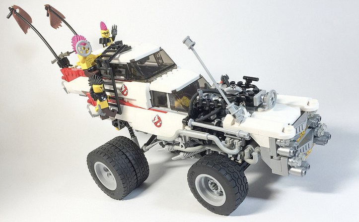 custom-mad-max-fury-road-vehicles-made-from-legos4.jpg