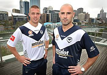 New Melbourne Victory 2009-10 home and away shirt | Soccer Blog|Football  News, Reviews, Quizzes