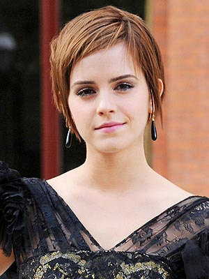 Emma-Watson-Short-Hair-Looks-12.jpg