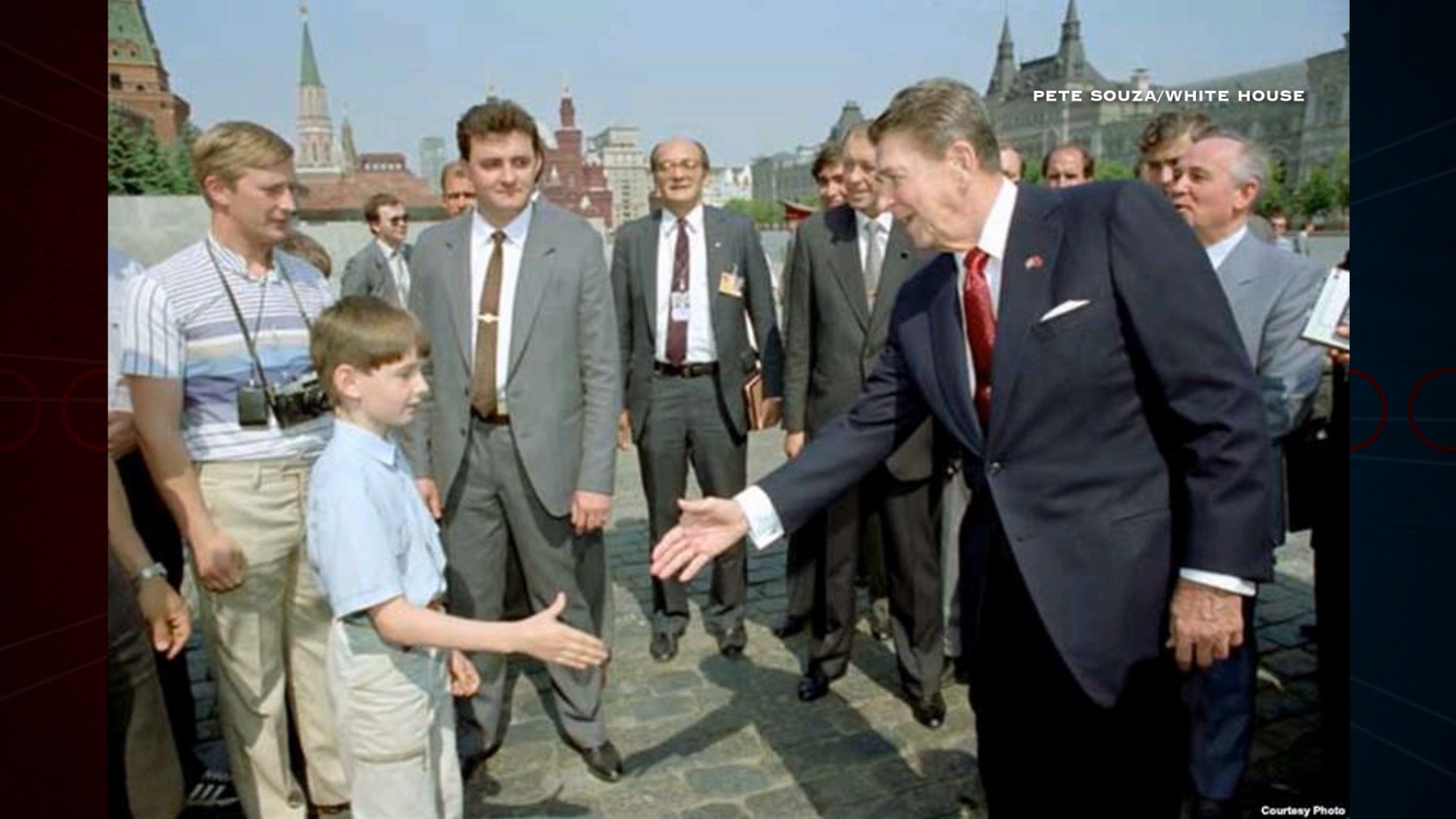 Young-Putin-sighting-in-photo-with-Reagan_n_hardball_sideshow_140306.jpg