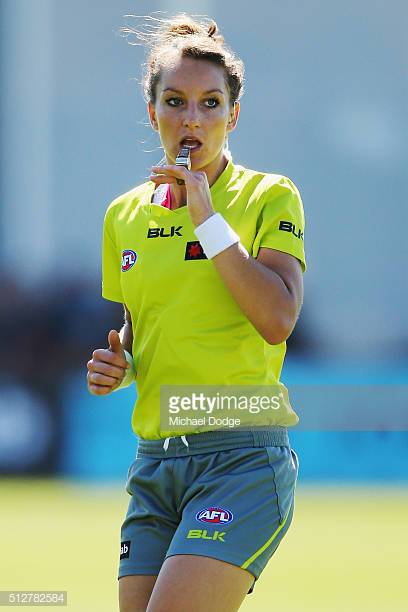 umpire-eleni-glouftsis-becoming-the-first-female-field-umpire-to-an-picture-id512782584