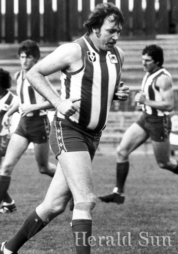 Roos-coach-Ron-Barassi-was-famously-unimpressed-with-6063016.jpg