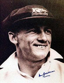 220px-DonaldBradman.jpg