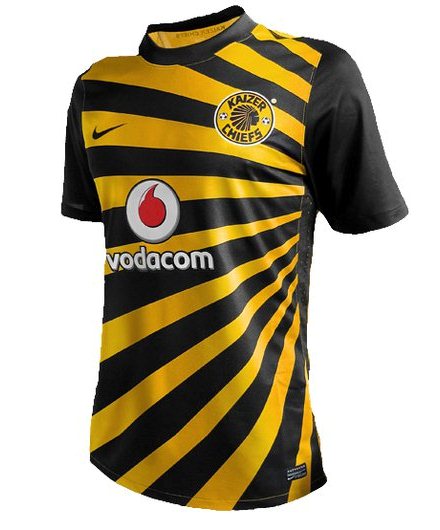 New-Kaizer-Chiefs-Home-Kit-11-12.jpg