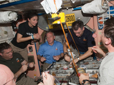 751091main_iss_meal_226.jpg