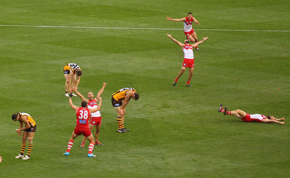 Mike+Pyke+2012+AFL+Grand+Final+Sydney+v+Hawthorn+4HkFUh_8fNHl.jpg