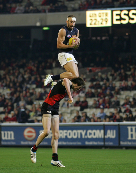 Andrew+Walker+AFL+Rd+18+Essendon+v+Carlton+6LjG86dbT5Nl.jpg