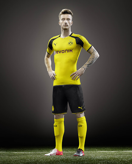 borussia-dortmund-16-17-champions-league-kit%2B%25288%2529.jpg