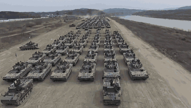7972152_south-koreas-iron-wave-of-heavy-armor_b555a161_m.gif