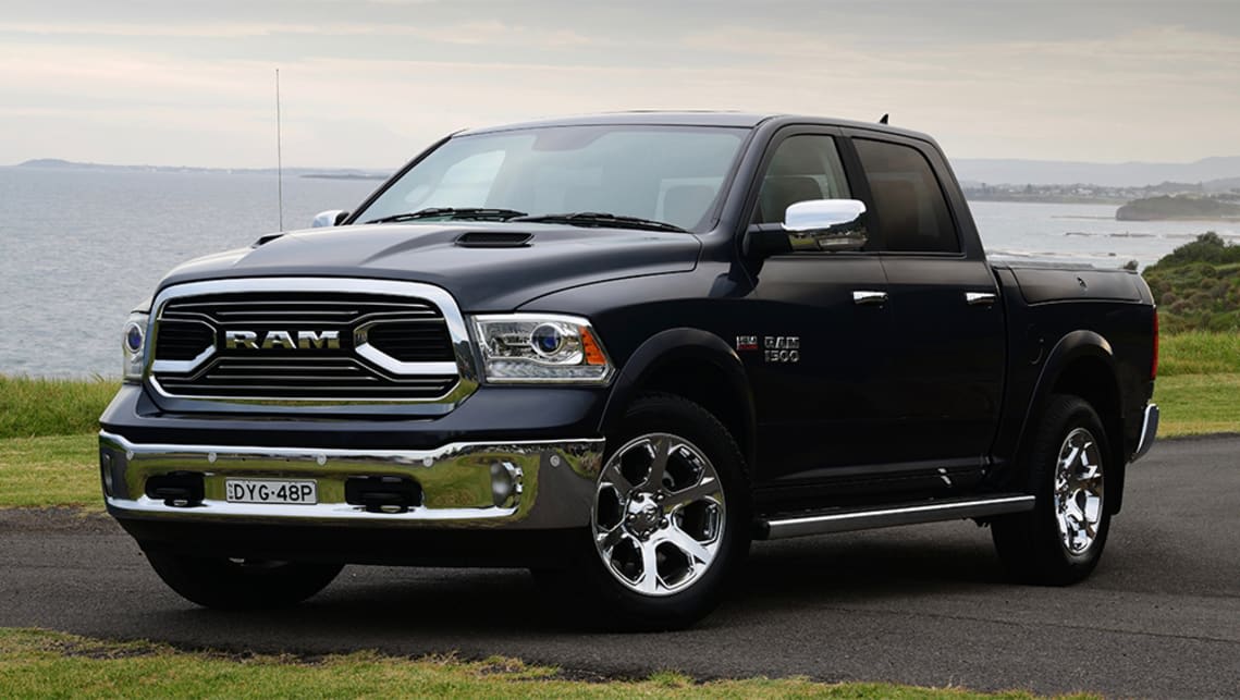 2019-Ram-1500-Laramie-ute-black-1001x565-%281%29.jpg