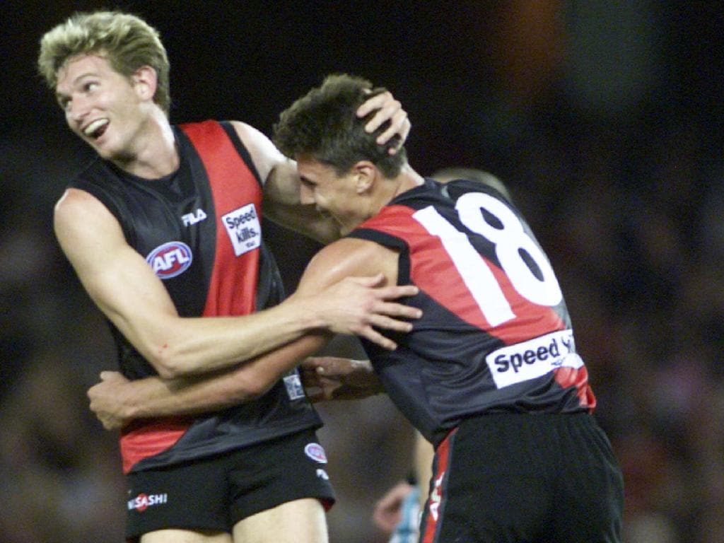 Matthew Lloyd and James Hird guided Essendon to victory at ‘Colonial Stadium’.