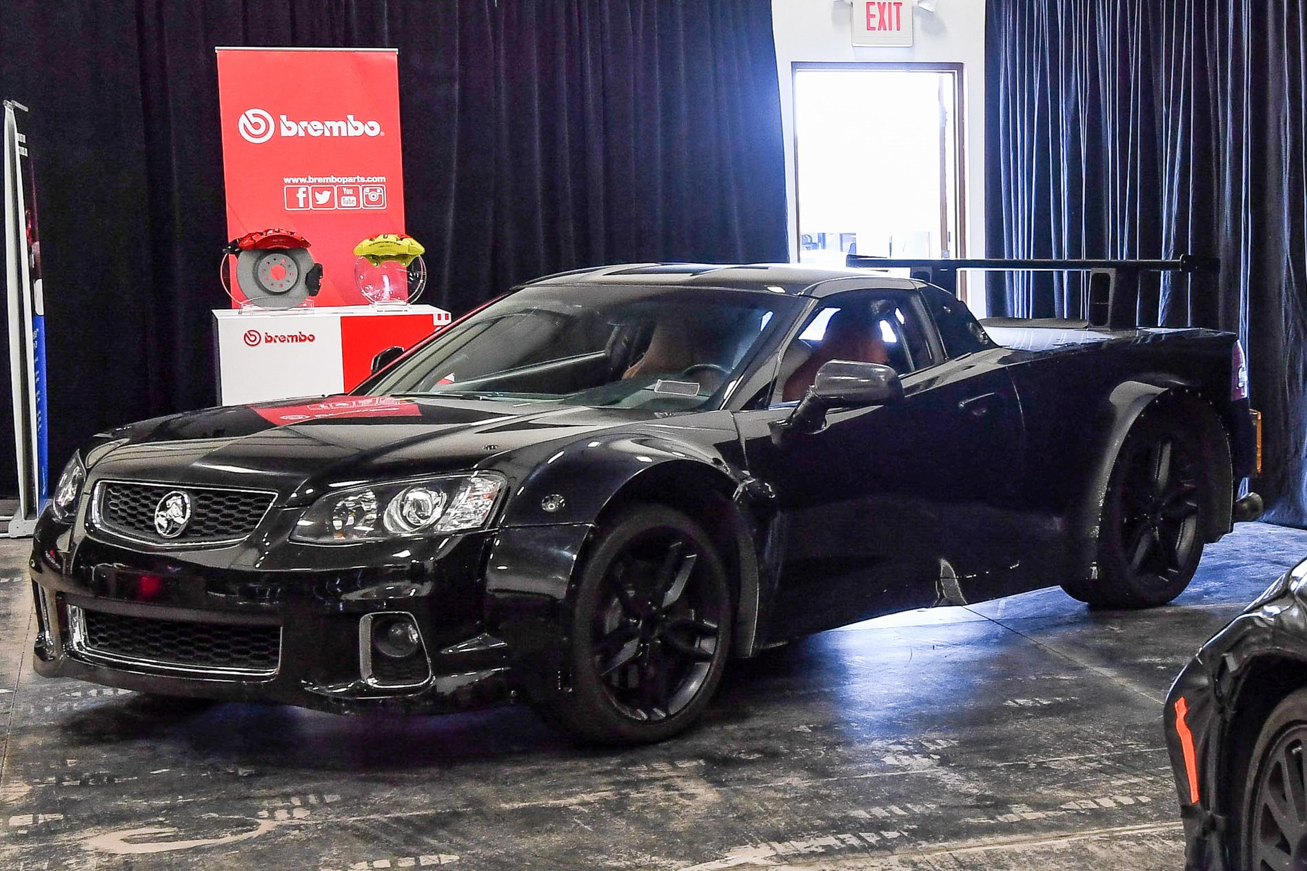 Holden vF ute Blackjack Corvette C8