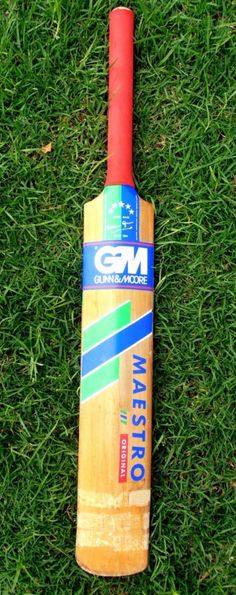 e1b5c2a243562f327d6add1207eeb956--cricket-bat-the-s.jpg