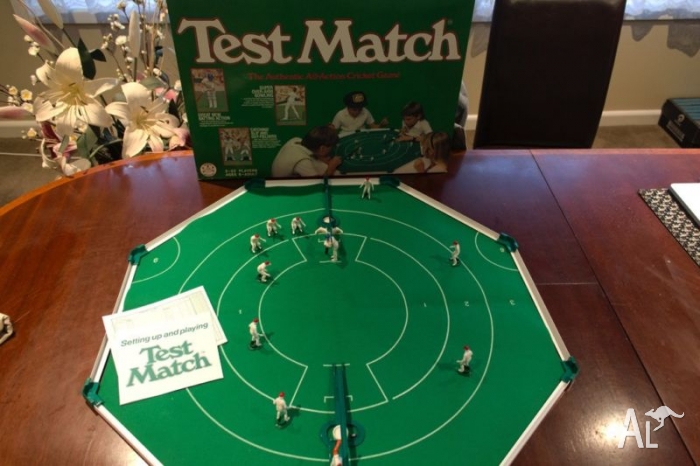 test_match_cricket_board_game_21162990.jpg