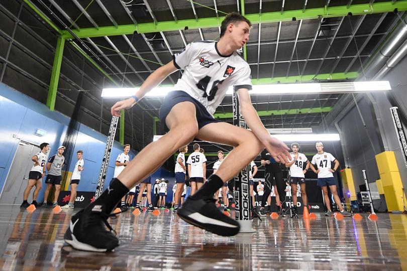 Henry Walsh completes the agility test during the 2020 NAB League Testing Day.