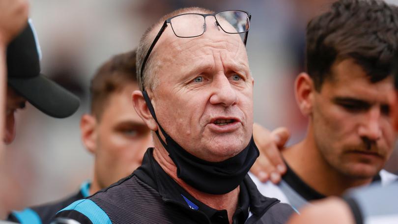 Port Adelaide mentor Ken Hinkley would be the perfect replacement for West Coast coach Adam Simpson, should the club part with him, according to Power legend [PLAYERCARD]Kane Cornes[/PLAYERCARD].