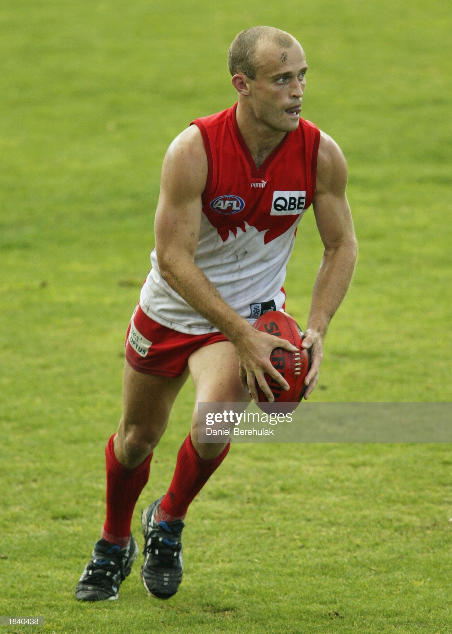 daniel-mcpherson-for-the-swans-in-action-during-the-practice-match-picture-id1840438