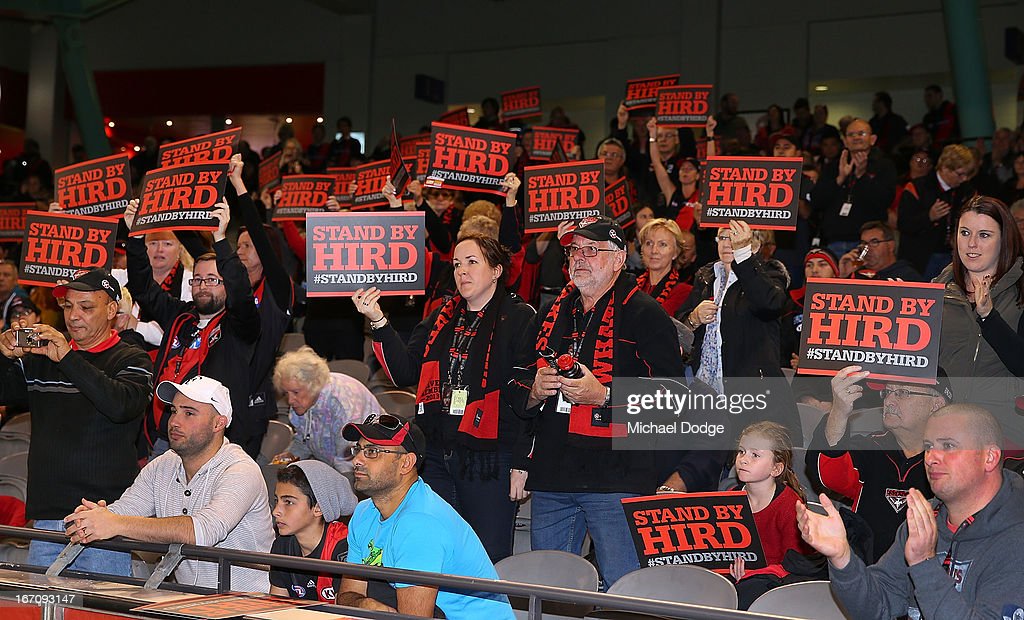 essendon-bomber-fans-show-their-support-for-coach-james-hird-during-picture-id167093147