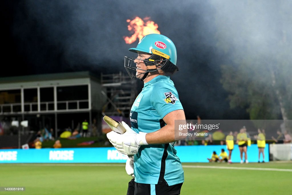 grace-harris-of-the-heat-enters-the-field-during-the-womens-big-bash-picture-id1433051918