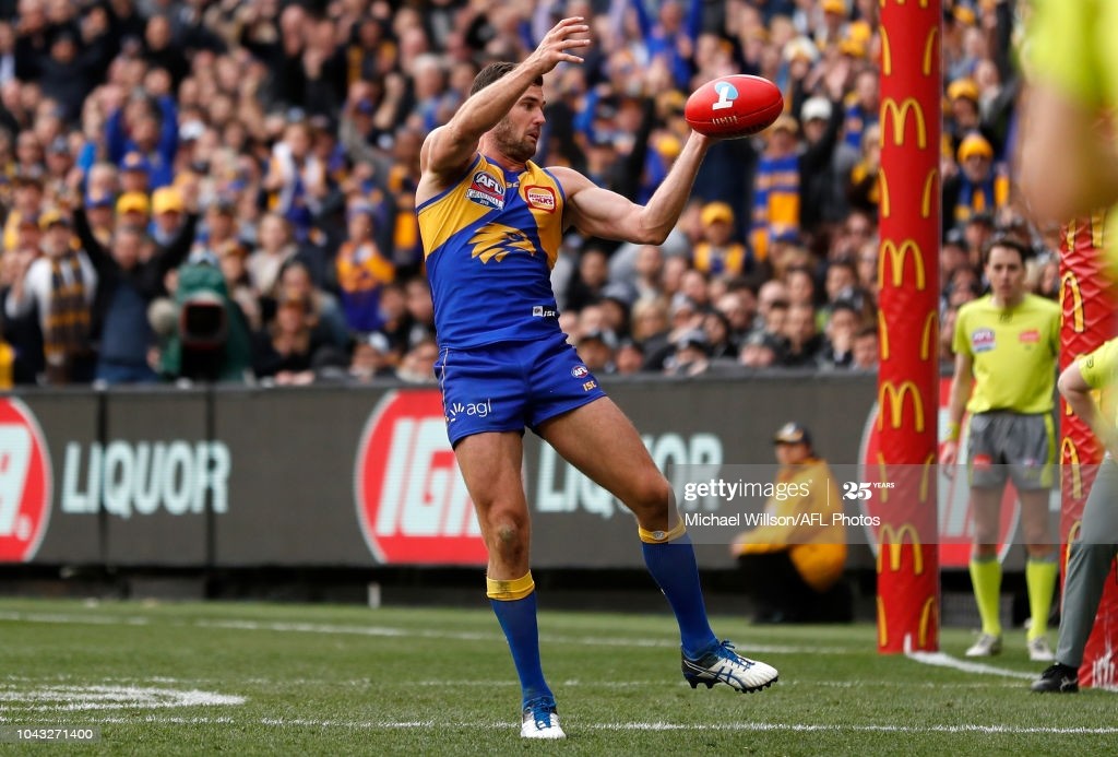 jack-darling-of-the-eagles-drops-a-mark-late-in-the-final-term-during-picture-id1043271400
