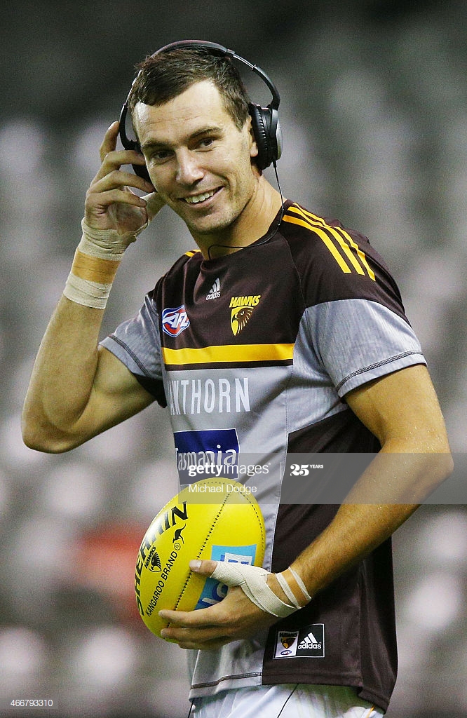 jonathon-ceglar-of-the-hawks-takes-off-his-headphones-in-the-warm-up-picture-id466793310