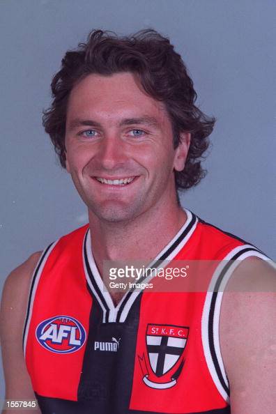 mar-2000-tim-elliott-for-the-st-kilda-saints-poses-for-a-portrait-picture-id1557845