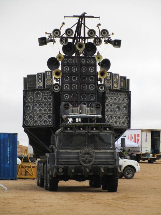 mad_max_4_fury_road_speaker_truck_wtf___1_by_maltian-d5okwt7.jpg